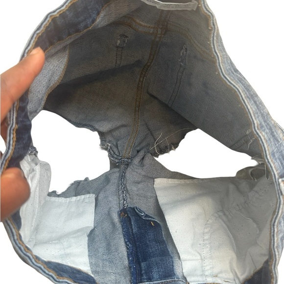Zara Shorts Denim Distressed Jeans Women’s size US 8 - Picture 7 of 7
